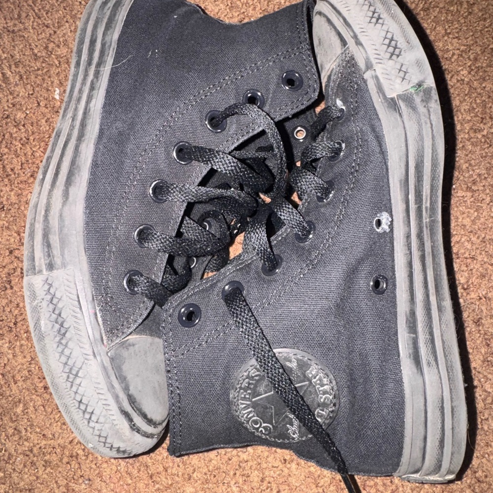 Converse Chuck Taylor women size 7